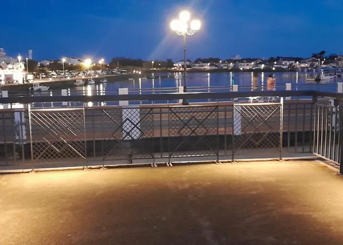 A Gilles Croix De Vie 4 Personnes